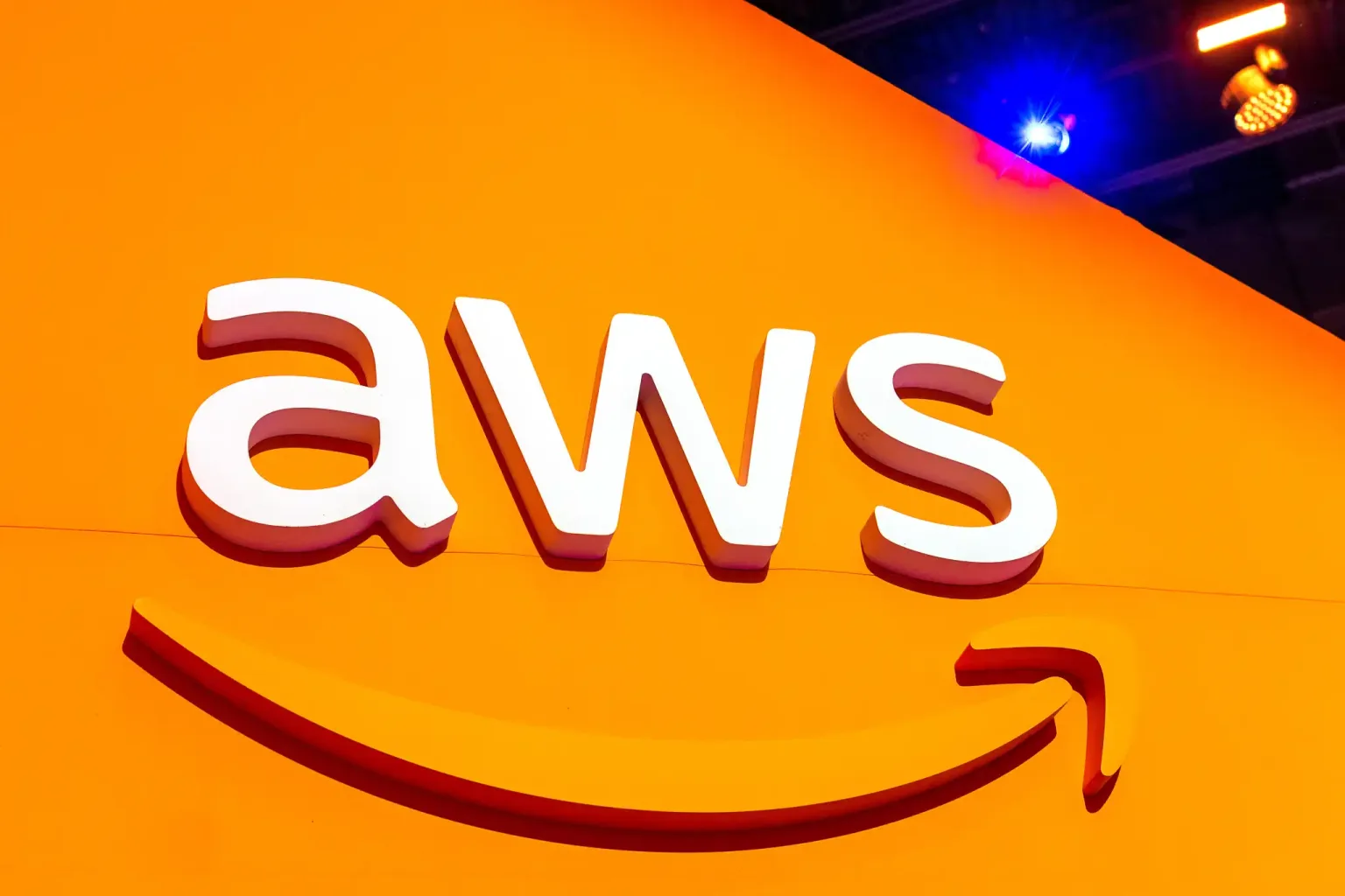 AWS’te geniş çaplı kesinti: US-EAST-1 kaynaklı hata oranı ve gecikme artışı; Alexa, Fortnite, Snapchat, Ring ve daha fazlası etkilendi