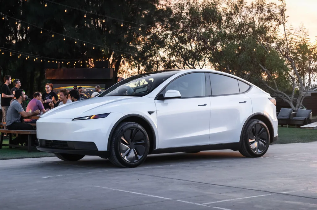Tesla, daha uygun fiyatlı “Standard” Model Y ve Model 3’ü duyurdu