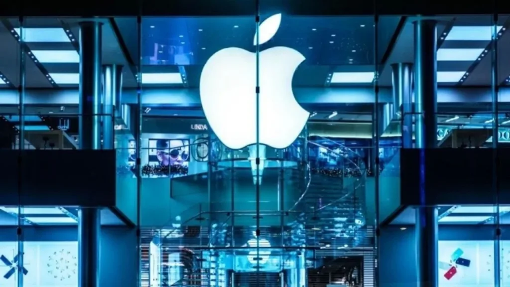 Apple, satış organizasyonunda işten çıkarmalara giderek onlarca pozisyonu kapattı.