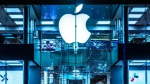Apple, satış organizasyonunda işten çıkarmalara giderek onlarca pozisyonu kapattı.