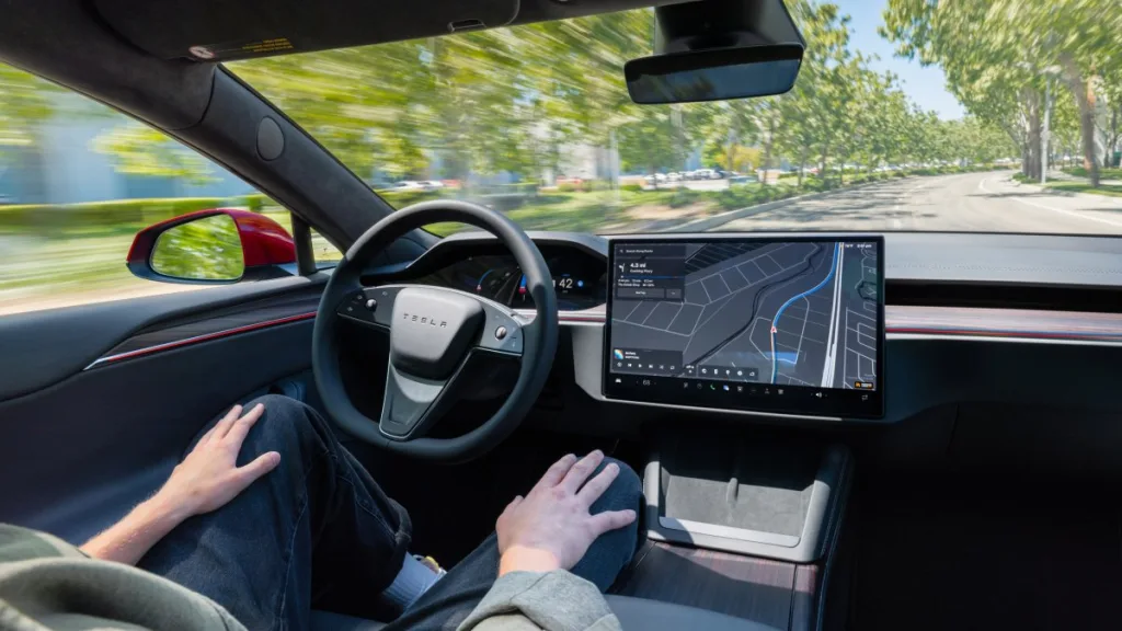 Tesla, Full Self-Driving 13.1’i Yayınladı — Avrupa’da Regülasyon Süreci Hızlanıyor