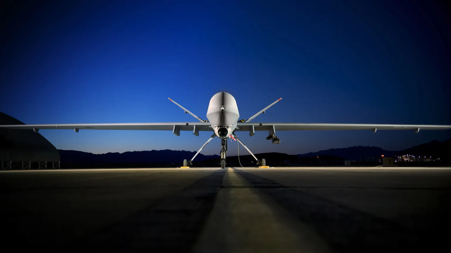 İngiltere, AI drone sürüsü için Ukrayna'nın savaş verisini 12 şirkete açtı
