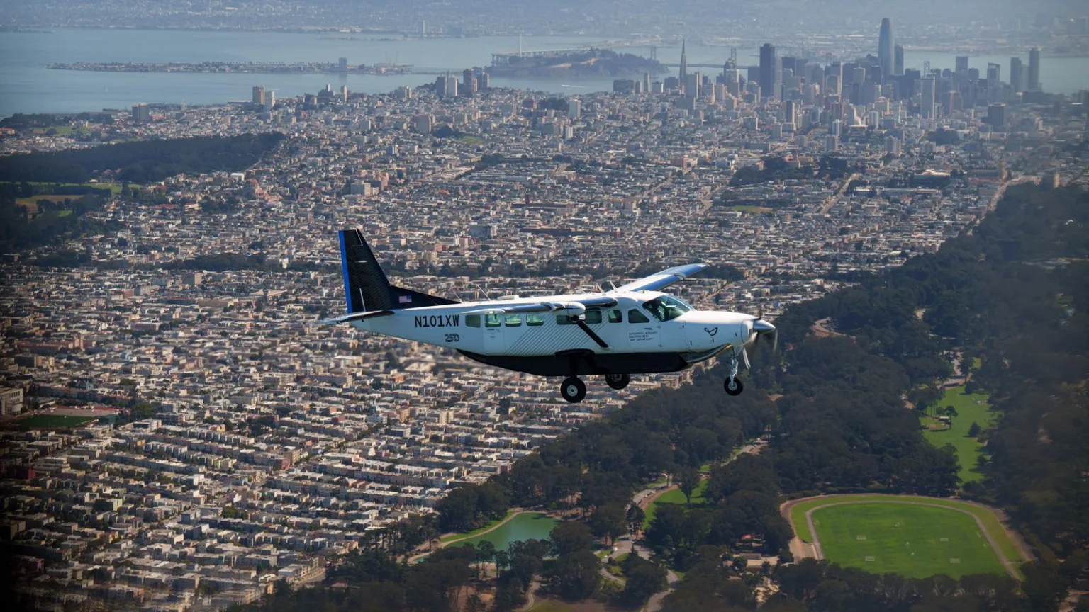 Joby’nin otonom uçağı ABD’yi baştan başa pilot girdisi olmadan uçtu Joby'nin otonom uçağı ABD'yi baştan başa pilot girdisi olmadan uçtu